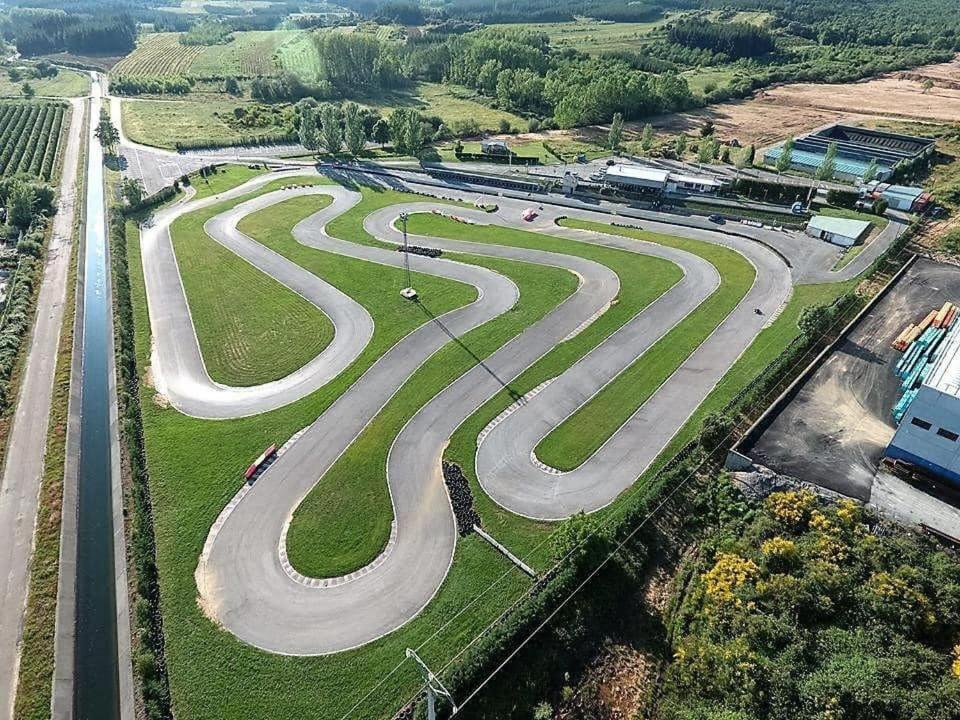 La Villa Del Karting El Teso Exterior foto